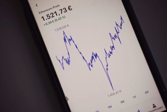 Demand Forecasting Berbasis Data: Cara Memprediksi Permintaan Pasar untuk Mengurangi Risiko Bisnis