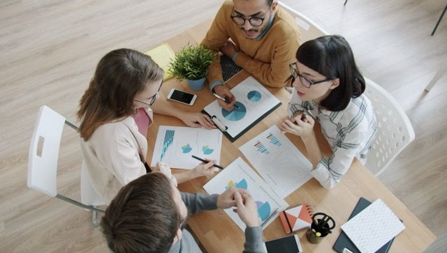 Customer Segmentation Intelligence: Menentukan Segmen Konsumen yang Paling Potensial untuk Pertumbuhan Bisnis