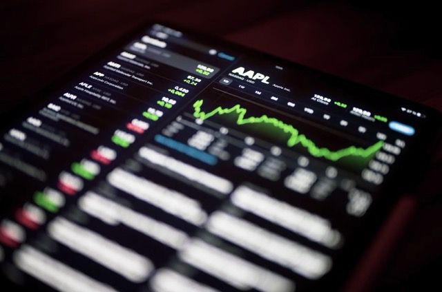 Menganalisis Kompetitor Secara Strategis untuk Menemukan Market Opportunity
