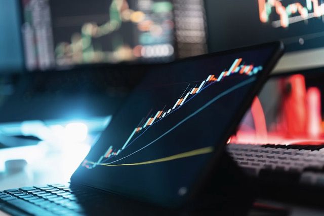 Price Sensitivity Analysis: Menggunakan Data Konsumen untuk Menentukan Strategi Harga yang Lebih Menguntungkan
